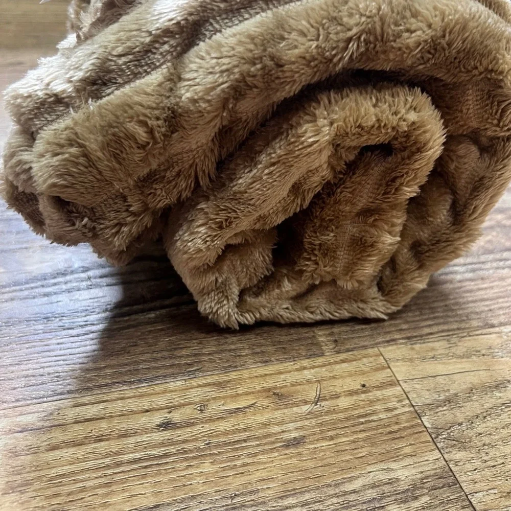 Rustic Rooster Tan Ribbed Plush Lap Blanket Toddler Throw Baby Blanket NEW Soft